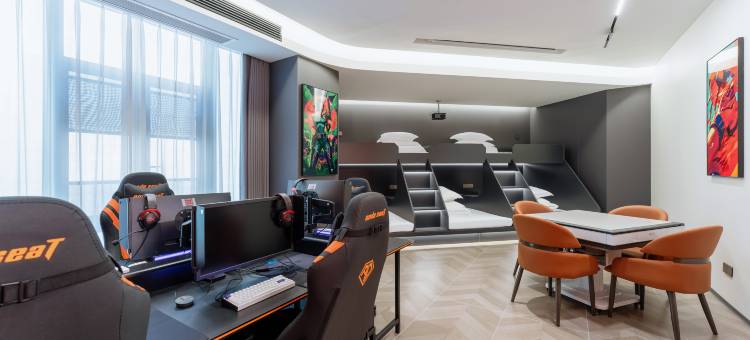 布尼顿电竞酒店(润达国际店)图片