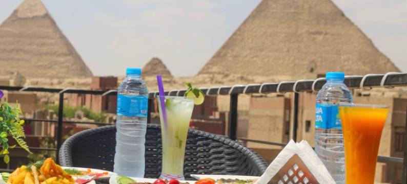 绿松石金字塔门市中心酒店(Turquoise Pyramids Gate City Centre)图片