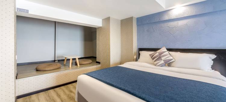 重庆观音桥丽呈睿轩酒店(红旗河沟轻轨站店)图片