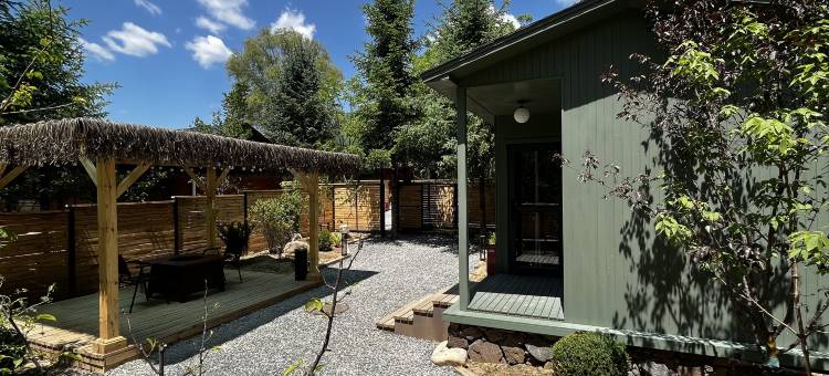 望春山|AWA Kinetic Hotel 度假民宿​(桓仁望天洞国家地质公园店)图片