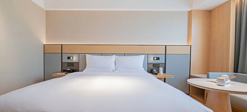 全季酒店(成都太古里339天府熊猫塔店)图片