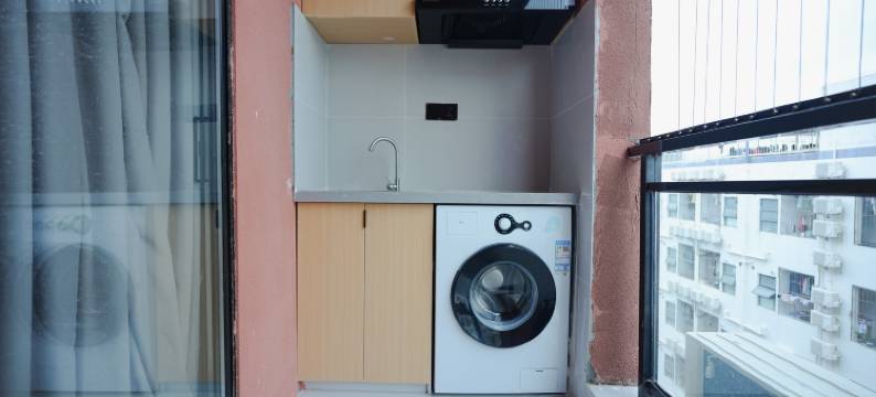 梵希轻奢公寓(宝安机场平峦山地铁站店)图片