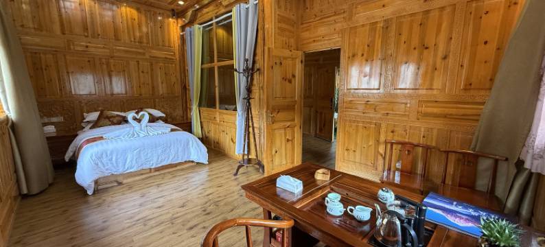 木里康萨雍居民宿图片