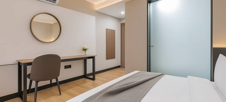 滨江假日智能酒店(吉安火车站贸易广场店)图片