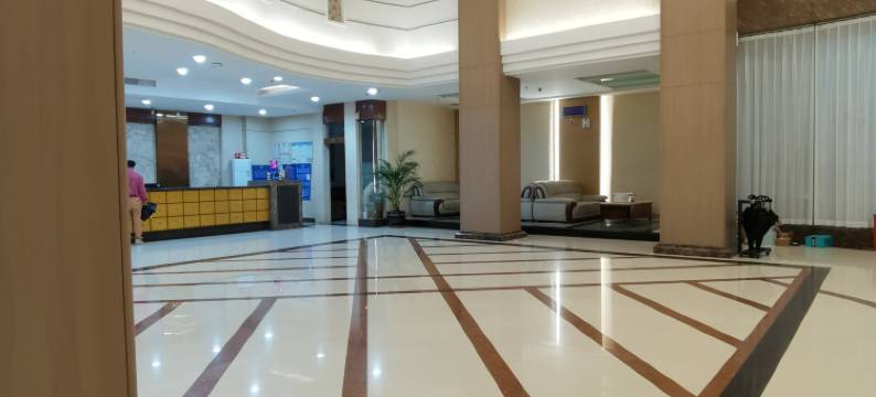 华澜酒店(港惠购物中心店)图片