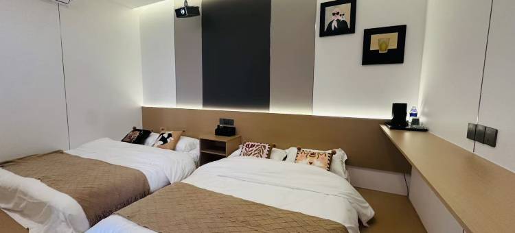 开封轻岚·影音休闲美宿(万岁山武侠城店)图片