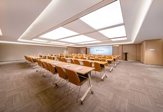 JI Hotel (Chongqing Jiefangbei Pedestrian Street) Hotel Overview