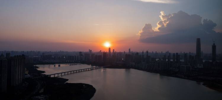 武汉襄投万豪酒店图片