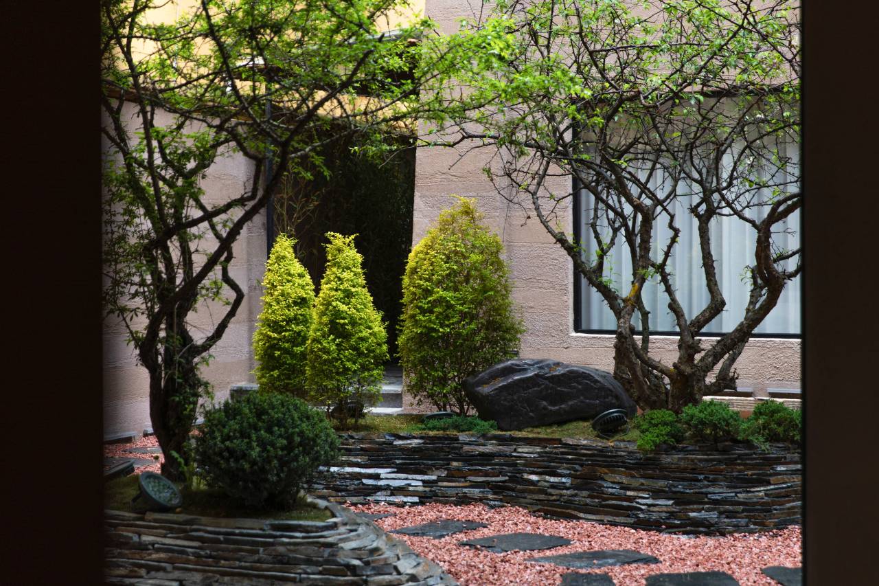 香格里拉无夏而立设计师民宿(独克宗古城店)图片