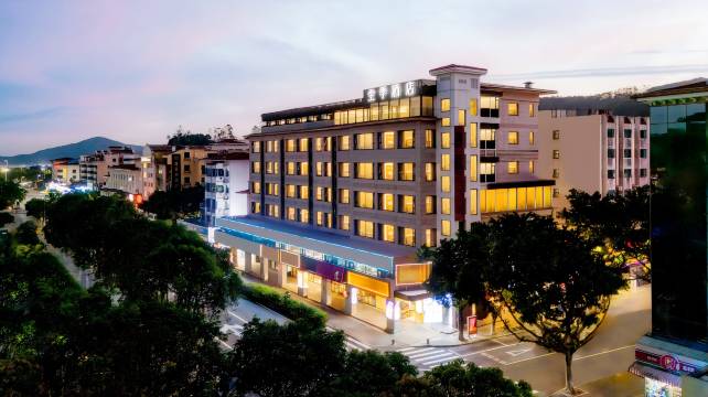 hotel overview picture