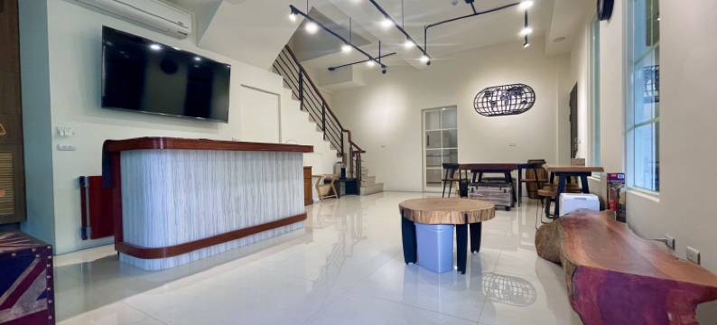 遇见转角行旅图片