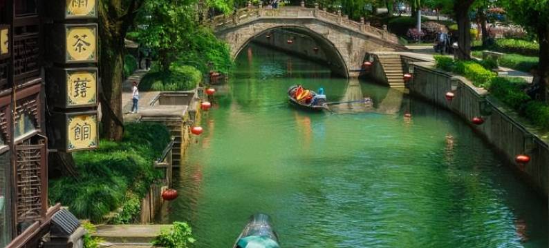 南越里·智能轻奢酒店(绍兴鲁迅故里城南大道地铁站店)图片