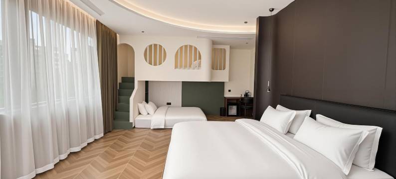 峖亚酒店(贵阳黔灵山公园延安西路地铁站店)图片