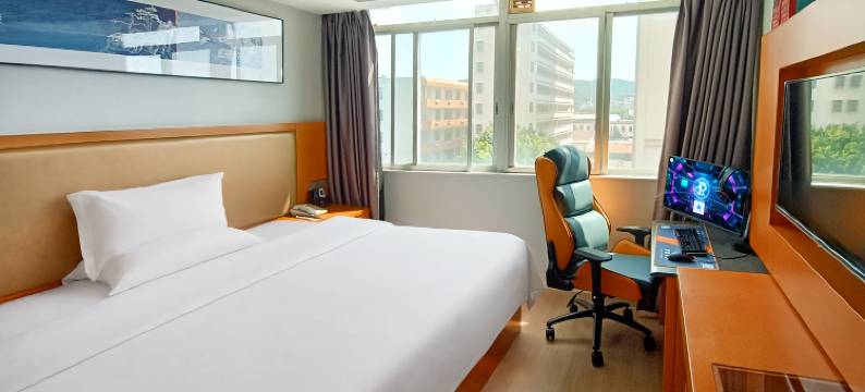 亚信电竞酒店(达濠古城濠江区博物馆店)图片