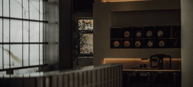 香格里拉•拾壹观城供氧民宿(独克宗古城大佛寺转经筒店)图片