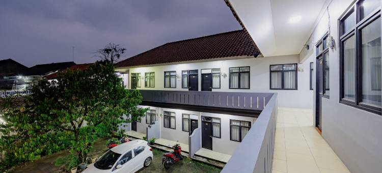 RedDoorz near Maulana Yusuf Stadium Serang图片