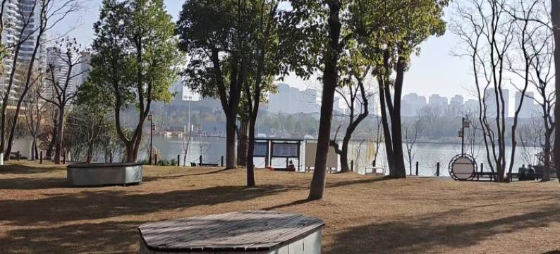 友米酒店·好young(友阿国际大润发店)图片