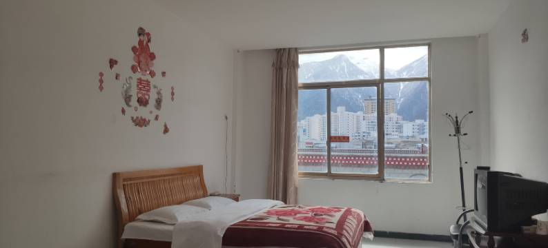 林芝鑫都旅社图片