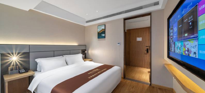 星宇隐蜀酒店(成都东站牛市口地铁站店)图片