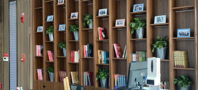 胡杨河信敏优品酒店图片