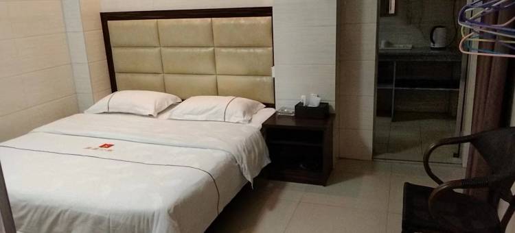 康乐公寓(南庄绿岛湖地铁站店)图片