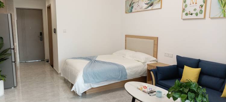 草莓精品酒店(西安乐华城国际欢乐度假区店)图片