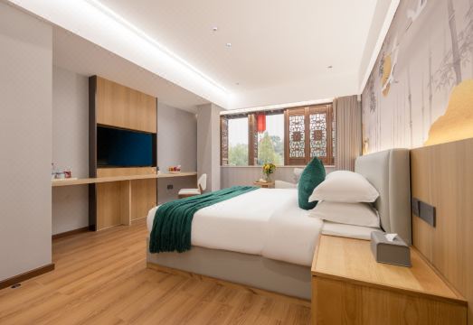 Floral Lux Hotel·Lotus Pond Moonlight hotel (Shaoxing Keyan Scenic Area) Hotel Overview