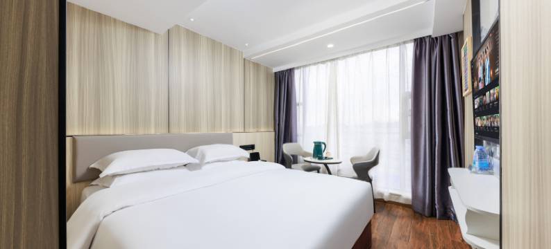 晨龙茄啡酒店(广州天河客运站长湴地铁站店)图片