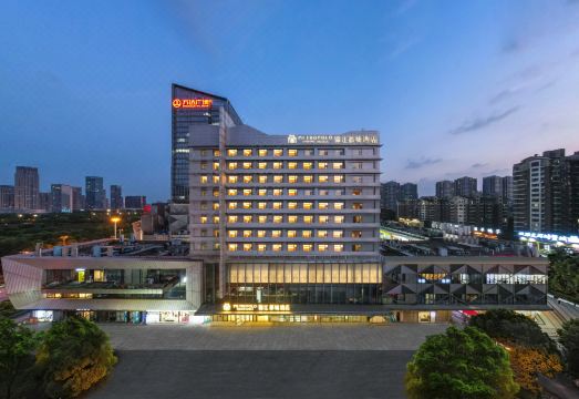 合肥政务中心天鹅湖万达广场锦江都城酒店外景图