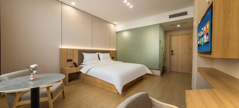 纳雍君悦轻居花园酒店图片