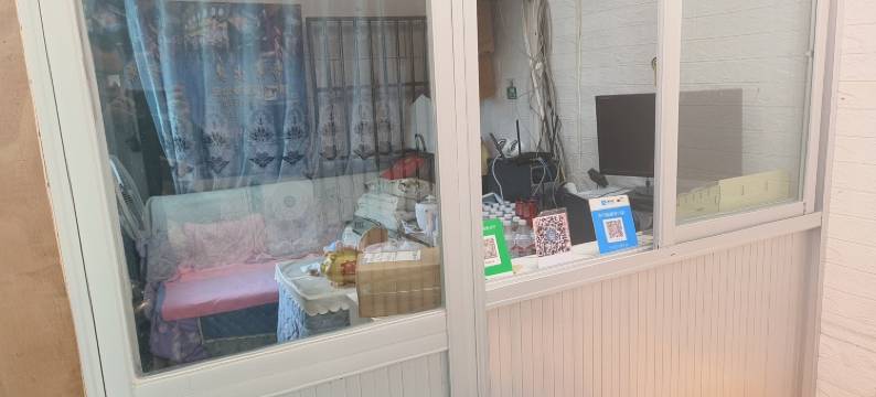 镇雄燕雪宾馆图片