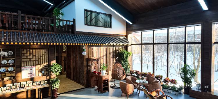 花筑·敦化吉森旅居康养园酒店 (大石头站店)图片