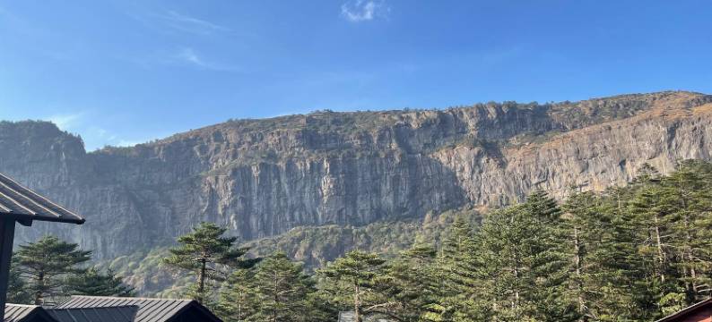 禄劝艾欧尼亚电竞酒店图片