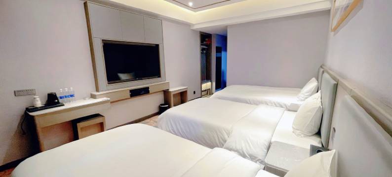 皇冠星珵酒店(奎屯站店)图片