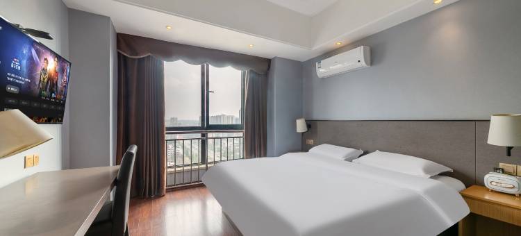 尖峰·悦电竞酒店(资阳万达广场店)图片