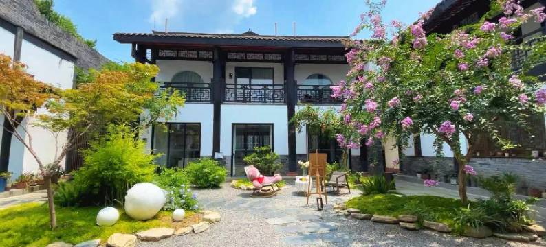 峨眉山和院.静筑拾光温泉酒店图片