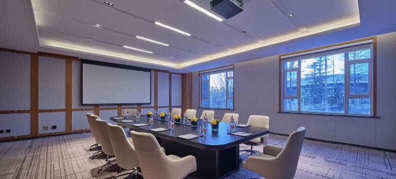 长白山希尔顿逸林温泉酒店图片