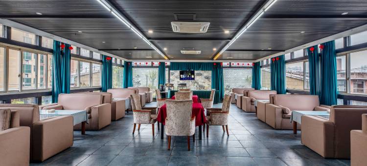 雁湖·印象酒店(广汉北站银座城市中心店)图片