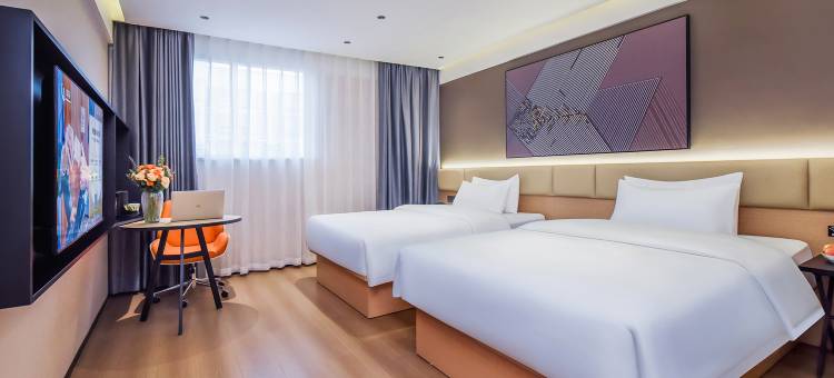 IU酒店(重庆思源轻轨站店)图片