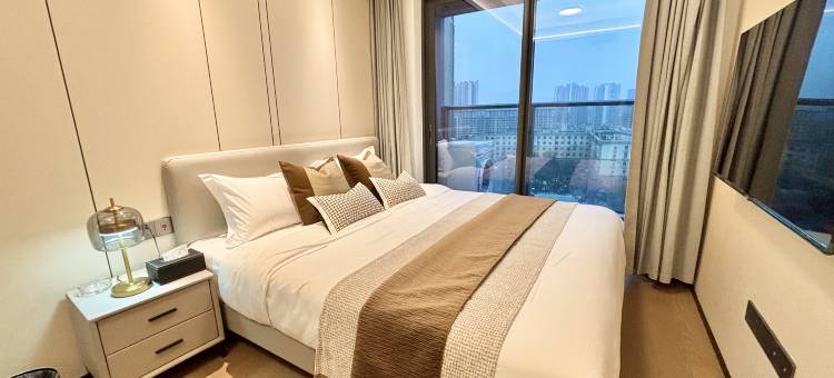 伯爵·云端巨幕Service Apartment(深圳北站万科悦城店)图片