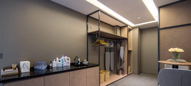 无锡东站映月湖公园地铁站亚朵酒店图片