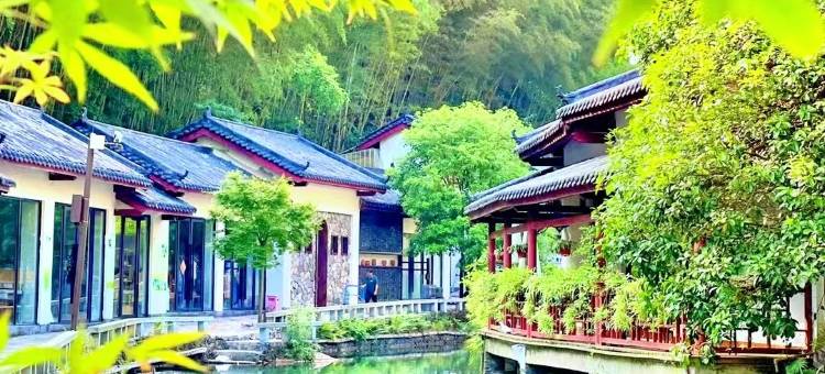 姑婆山三姐故事森林温泉度假美宿图片