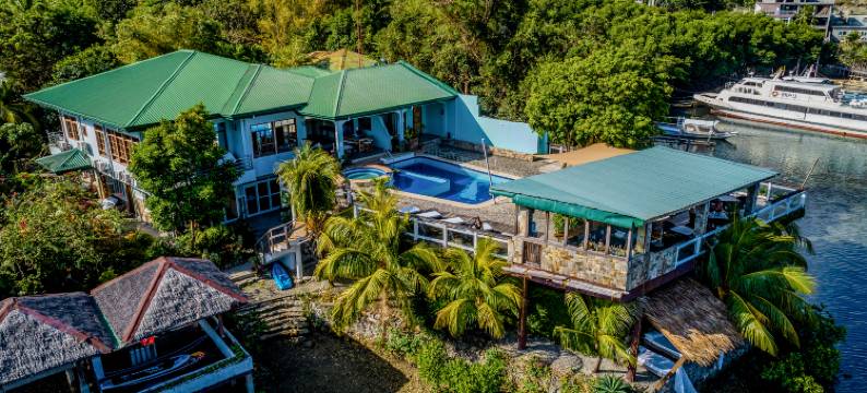 埃奇沃特潜水及水疗度假村(Edgewater Dive & Spa Resort)图片