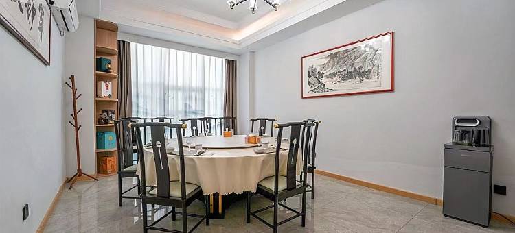 如家睿柏·云酒店(青岛泊里地铁站店)图片