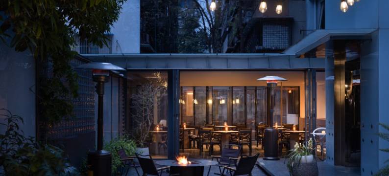 WEZO围坐酒店(成都宽窄巷子天府广场店)图片