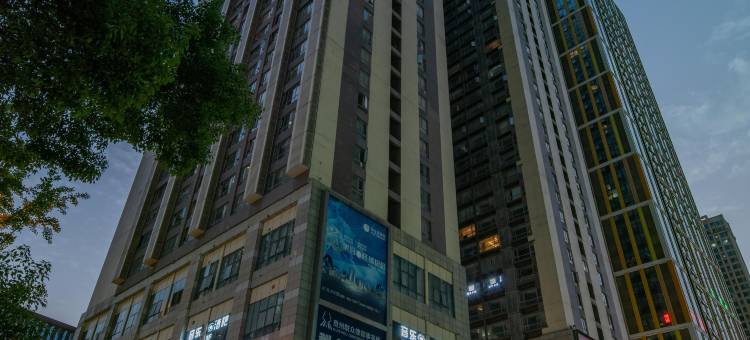 YUNSHUO·高空私汤酒店(花果园白宫松花路地铁站)图片