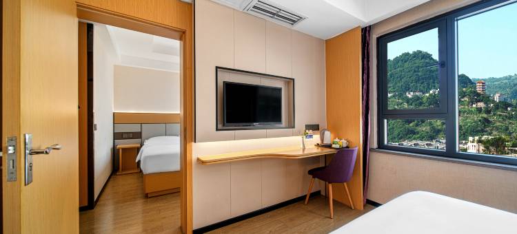 重庆金隆酒店(万州万达广场店)图片