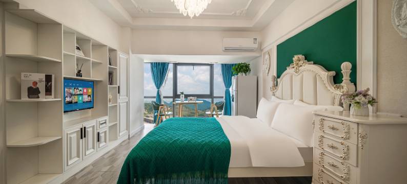 云上人家民宿(贵阳北站梦想城店)图片