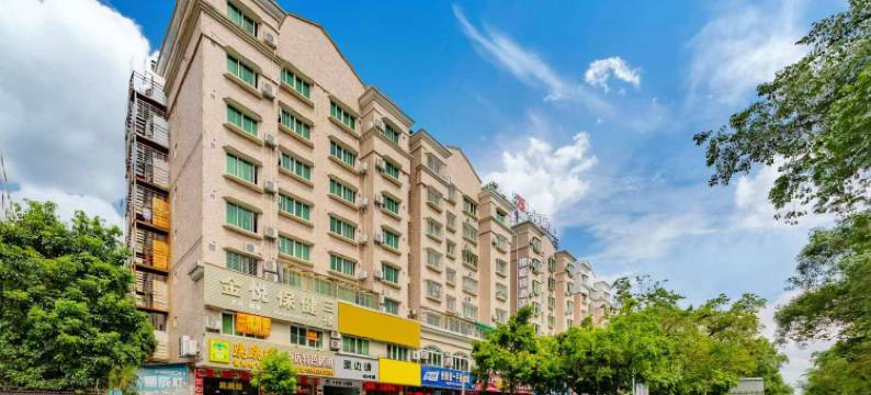 雅斯顿酒店(梅州万达广场店)图片