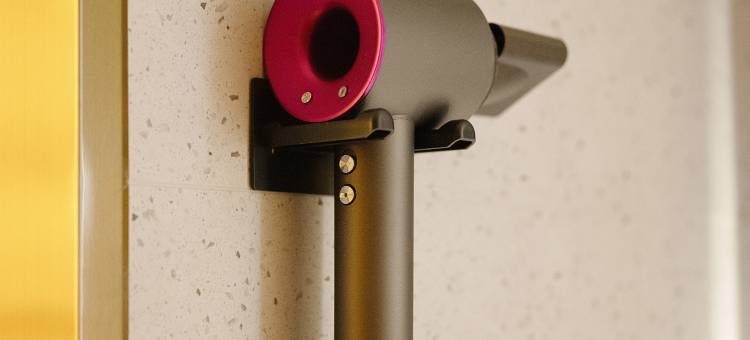 龙猫精灵｜YOUNG•IS•DIFFERENT酒店(喷水池地铁站民生路好吃街店)图片